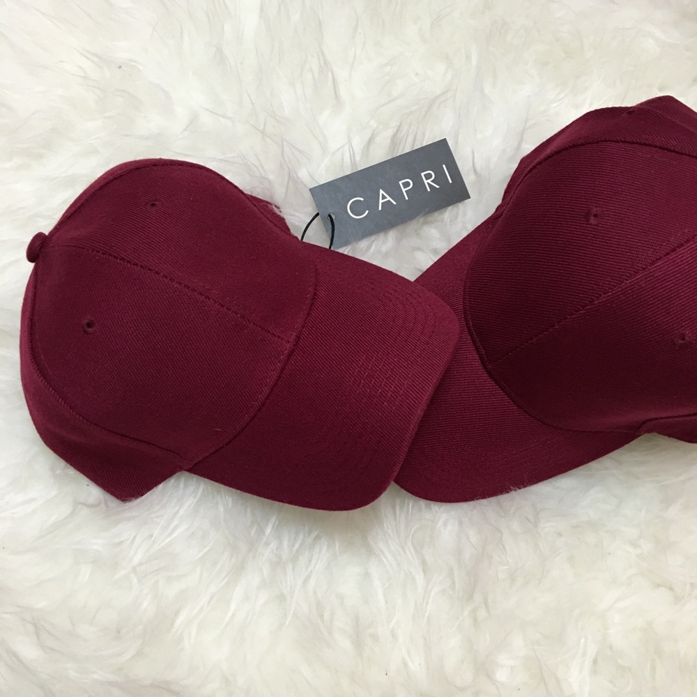 ✨NEW! burgundy celeb style acrylic cap✨